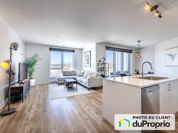 202-200, avenue des Chênes, Candiac à louer