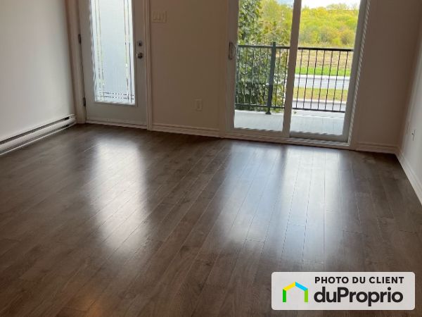 2-538, Boul du plateau, Gatineau (Hull) à louer