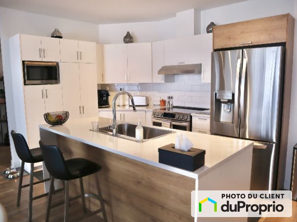 201-200, avenue des Chênes, Candiac à louer