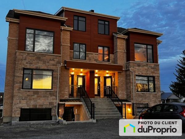 1336, rue du Grand-Pic, Vimont à louer