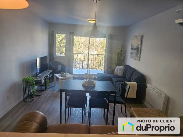 Apartment Living Room - 302-3588 boul de l'Université, Sherbrooke (Rock Forest) for rent