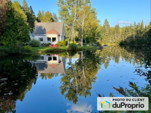 1306 Route 138, Petite-Rivière-St-François for rent