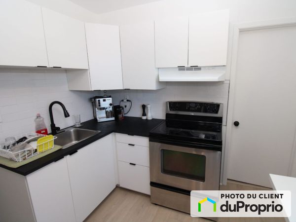 3 1/2-246, rue Christophe-Colomb Ouest, Saint-Roch à louer