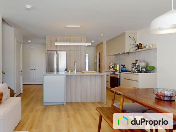 rue Alexis - Modèle Panoramique, Ste-Adèle for rent