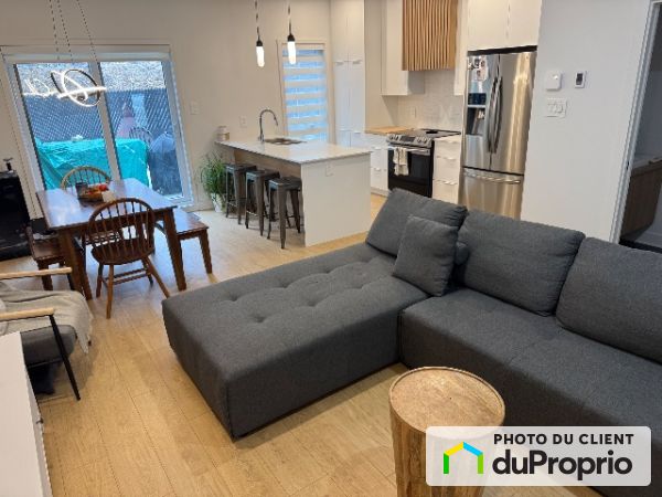 654 Rue Caron, St-Joseph-Du-Lac for rent