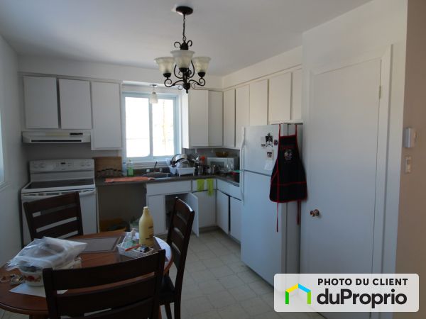 4 1/2-1500 avenue Chauveau, Neufchatel for rent