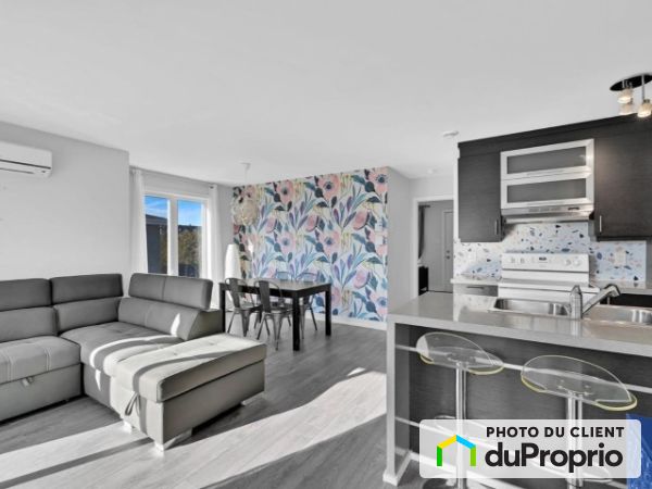 201-2279 McGill, Longueuil (Vieux-Longueuil) for rent