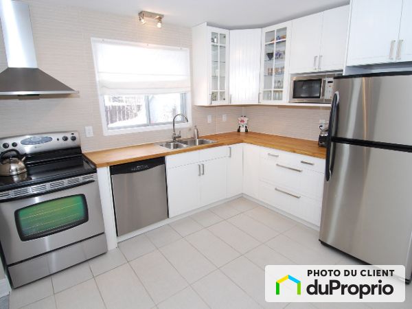 16, Donnacona, Dollard-Des-Ormeaux à louer