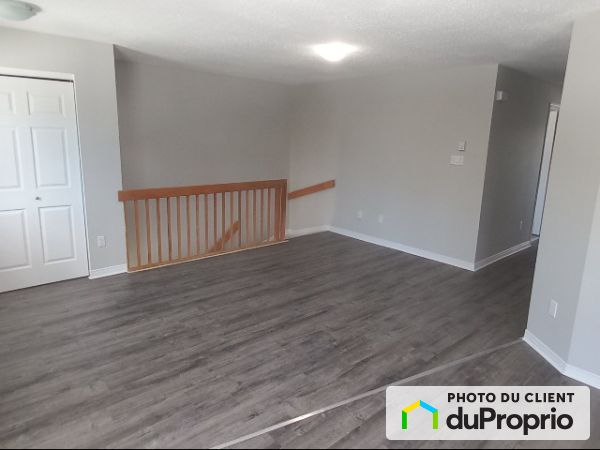 5-24 Marollie, Val-Des-Monts (Perkins) for rent