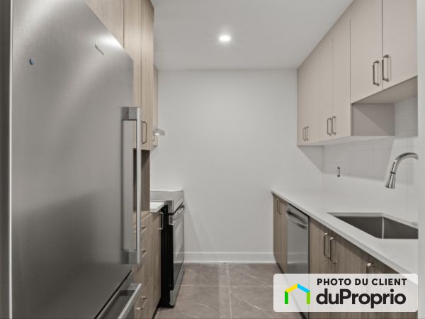 211-242 Hymus, Pointe-Claire for rent