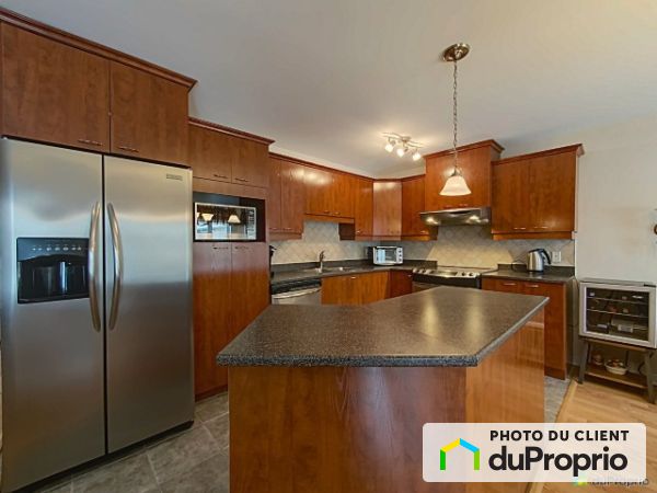 105-50 du Pomerol, Boisbriand for rent