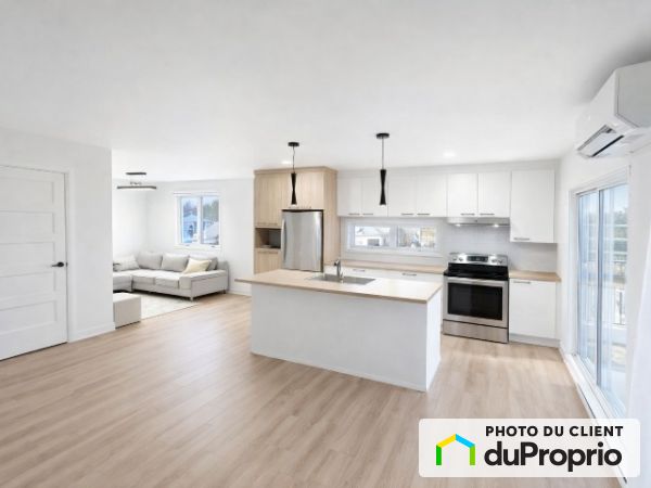 2726 rue courbet, St-Étienne-De-Lauzon for rent