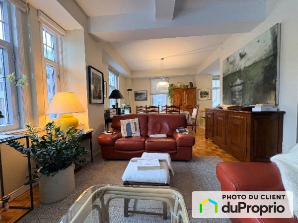 360-220 Grande Allée Est, Montcalm for rent