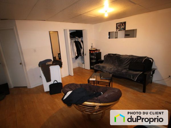 2 1/2-2001 rue Hocquart, Ste-Foy for rent