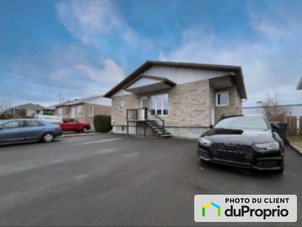 6054 Auclair, Brossard for rent