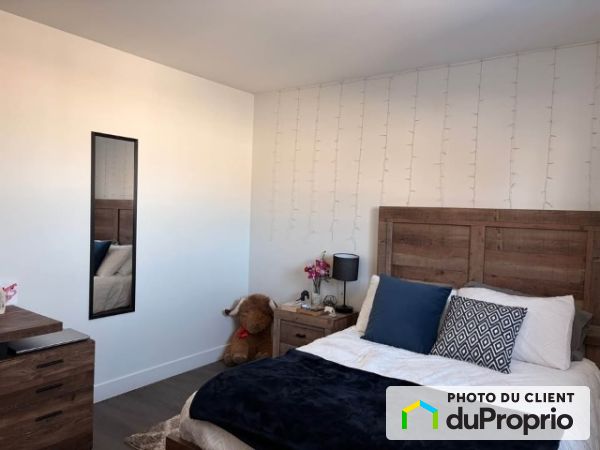 180, Hocquart, Sherbrooke (Fleurimont) à louer