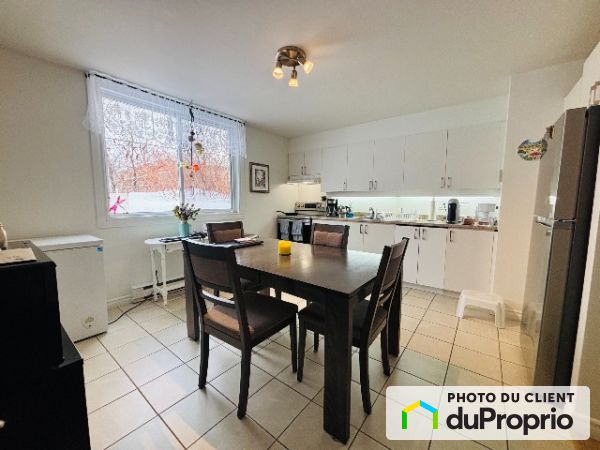 16 Archer, Loretteville for rent