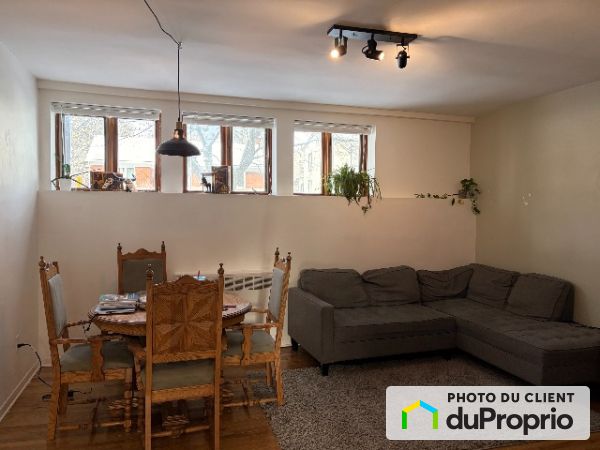 770, buck, Sherbrooke (Jacques-Cartier) à louer