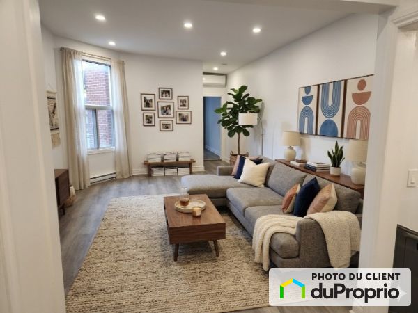 Salon - 4583, Jeanne Mance, Le Plateau-Mont-Royal à louer