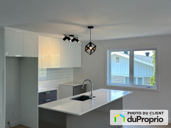 D-821, rue John-West, Ste-Foy à louer