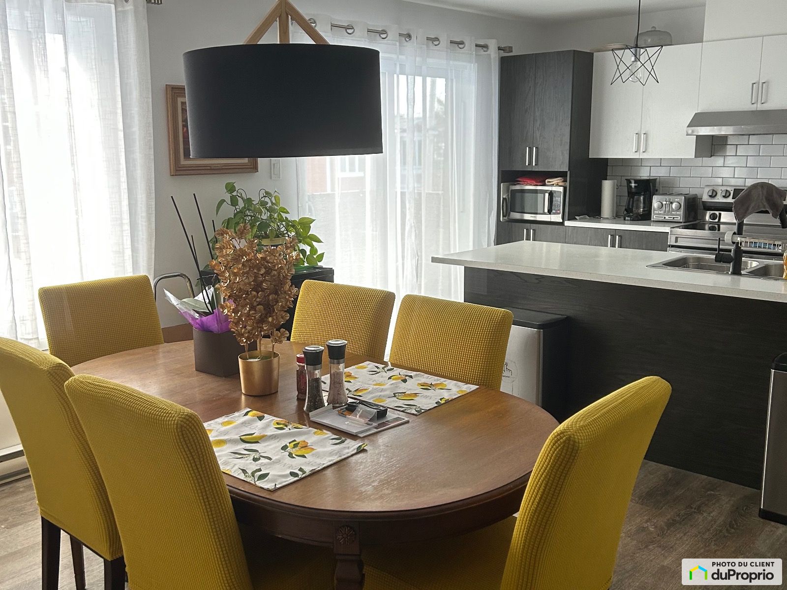 36, Ste-Catherine — photo 1