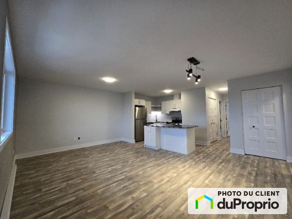 B-230-B, Freeman, Gatineau (Hull) à louer