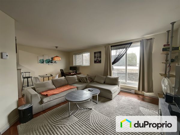 2-760, ave Ampere, Laval-des-Rapides à louer