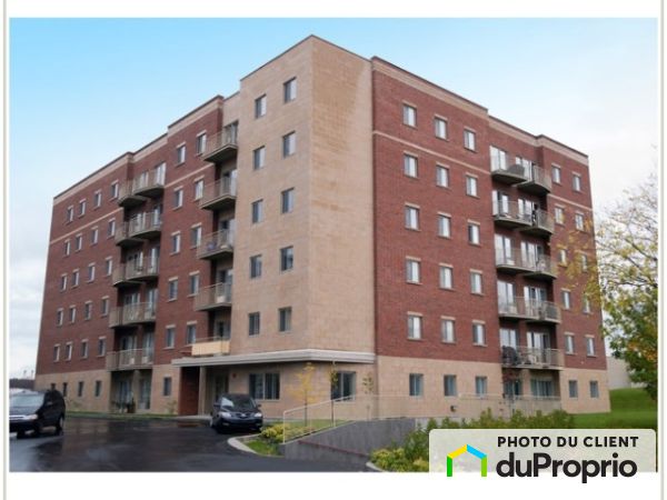 309-445, Avenue Sainte-Croix, Saint-Laurent à louer