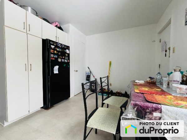 229, Commandeurs, Lévis à louer