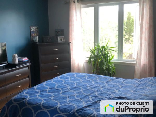 5534 Avenue Philippe, Longueuil (St-Hubert) for rent