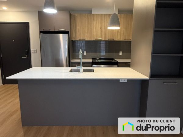 710-17, Boul. Saint-Jean, Pointe-Claire à louer