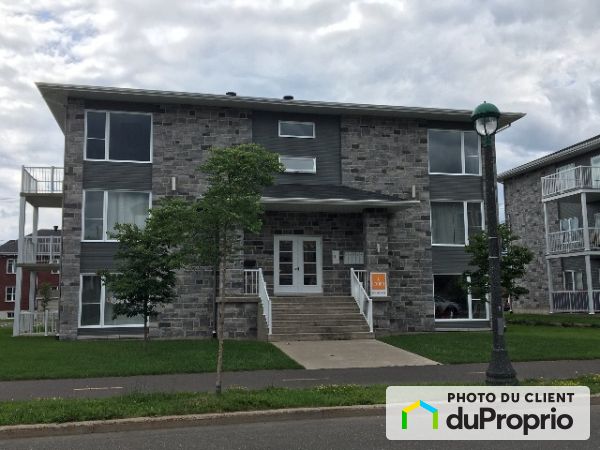 1584 rue Charles-Rodrigue, Lévis for rent