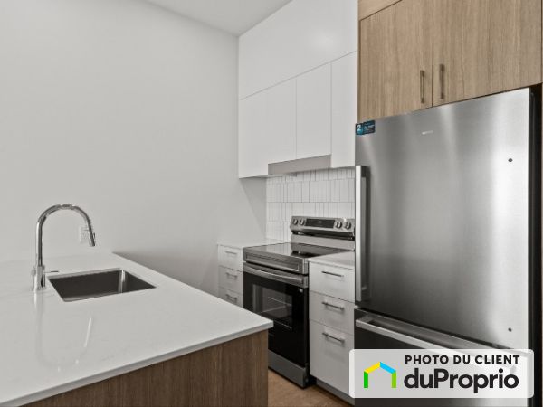 220, Boul. Harwood, Vaudreuil-Dorion à louer