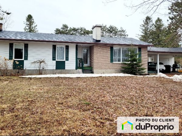 492, Chemin Pierre-Laporte, L'Ange-Gardien-Outaouais à louer