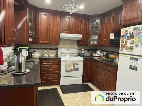 1575 Rue Couvrette, Saint-Laurent for rent