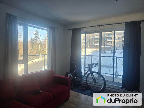 115-19700 Boul Henri  bourassa, Charlesbourg for rent