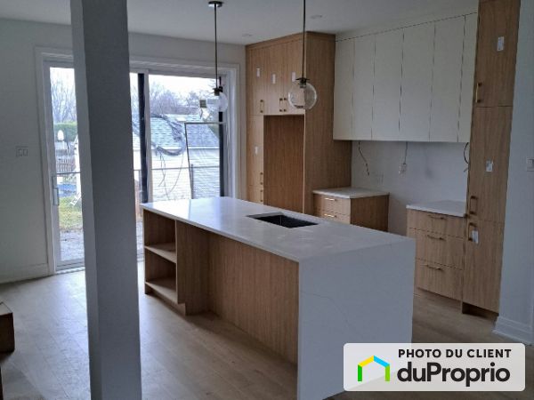 5464 avenue Irving, Longueuil (St-Hubert) for rent