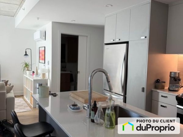 427-450, Saint François Xavier, Ville-Marie (Centre-Ville et Vieux-Montréal) à louer