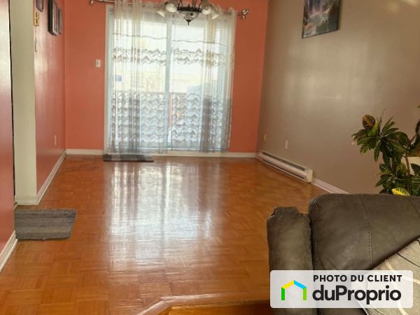 12205 Aven Gilbert-Barbier, Rivière des Prairies for rent