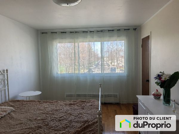 8826, rue Blomidon, Saint-Léonard à louer