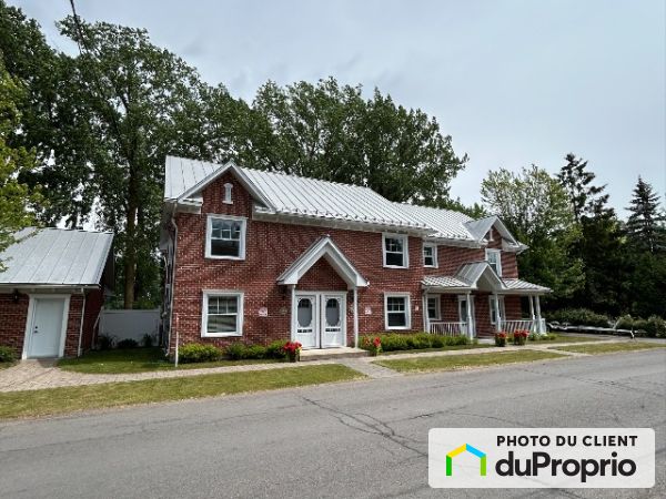 801, frontenac, Berthierville à louer