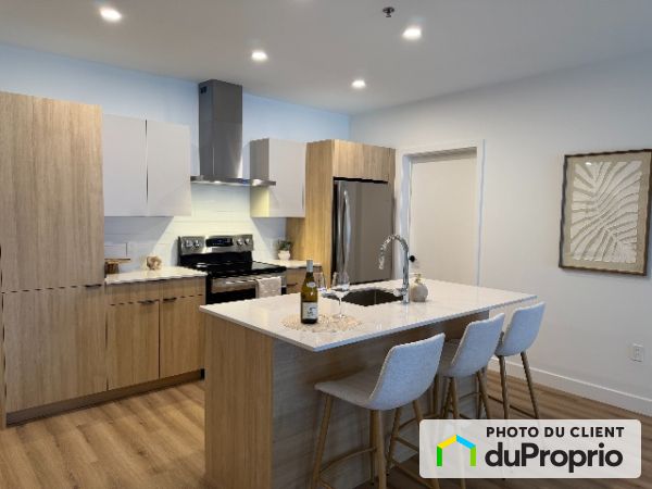 700, boulevard de la Gare, Mont-St-Hilaire à louer