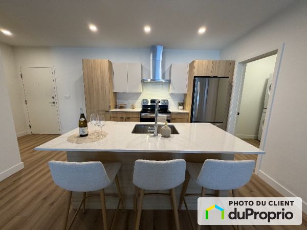 700 boulevard de la Gare, Mont-St-Hilaire for rent