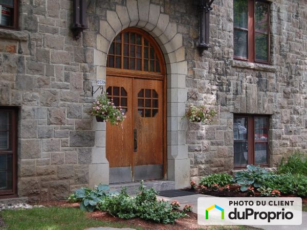 6-5539 Woodbury, Outremont for rent