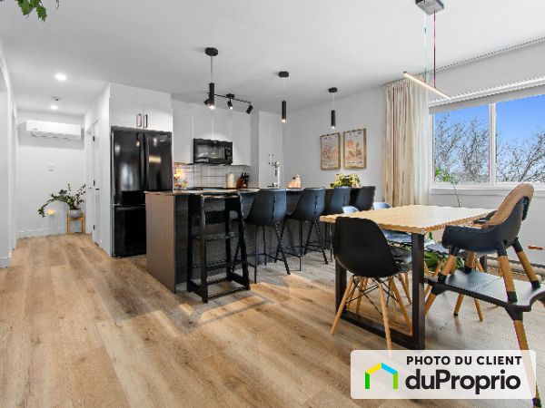 20 rue de l'Auberge, Val-Des-Monts for rent