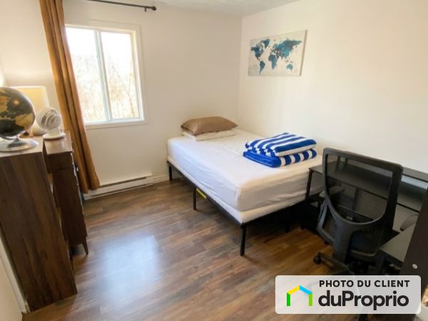 2740, mézy, Sherbrooke (Jacques-Cartier) à louer