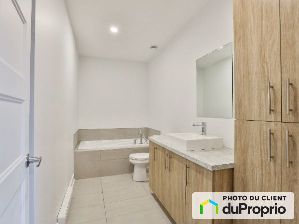 10 rang de la Côte-St-Louis, St-Esprit for rent
