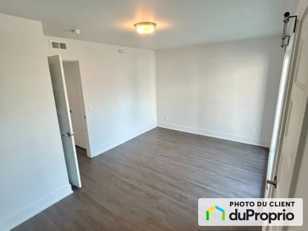 515 Ambre, Candiac for rent