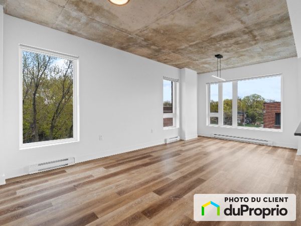 209-1620 boulevard Côte-Vertu Ouest, Saint-Laurent for rent