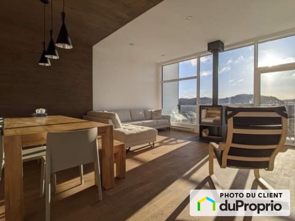 Great Room - 340 du Boulevard, St-Côme for rent